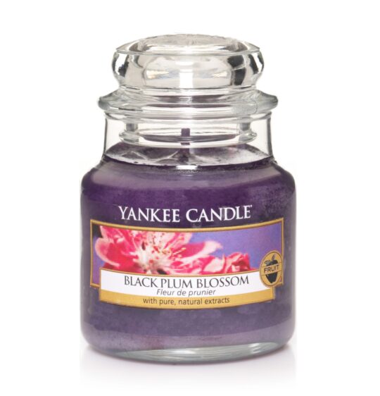 Black Plum Blossom Housewarmer Small Jar by Yankee Candle - 1304346E