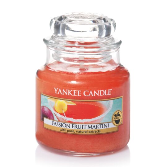 Passion Fruit Martini Housewarmer Small Jar by Yankee Candle - 1352130E