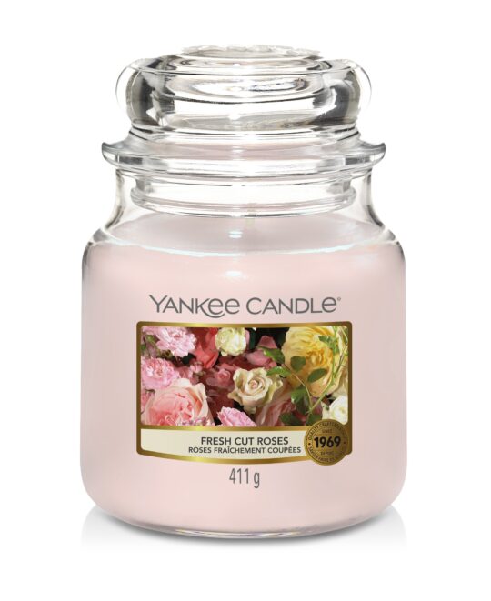 Fresh Cut Roses Housewarmer Medium Jar by Yankee Candle - 1038356E